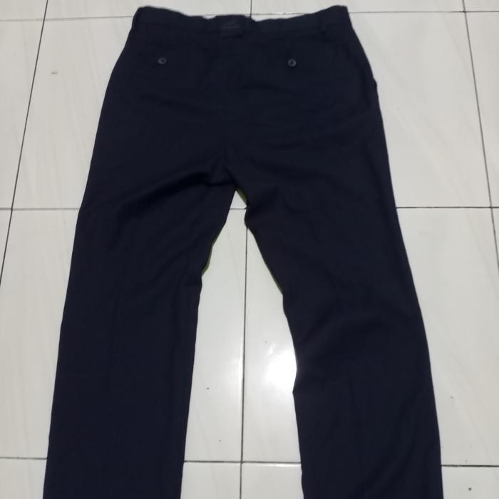 Ular bir vaqtning ozida bir-birlarini silkitadilar Qora sochli kaltak porno