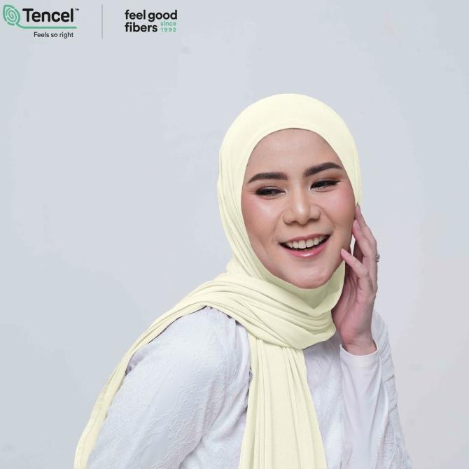Gambar NABILLASYAL | AISHA SERIES TENCEL | INSTAN HIJAB - Broken White dari bjggf undefined Tokopedia