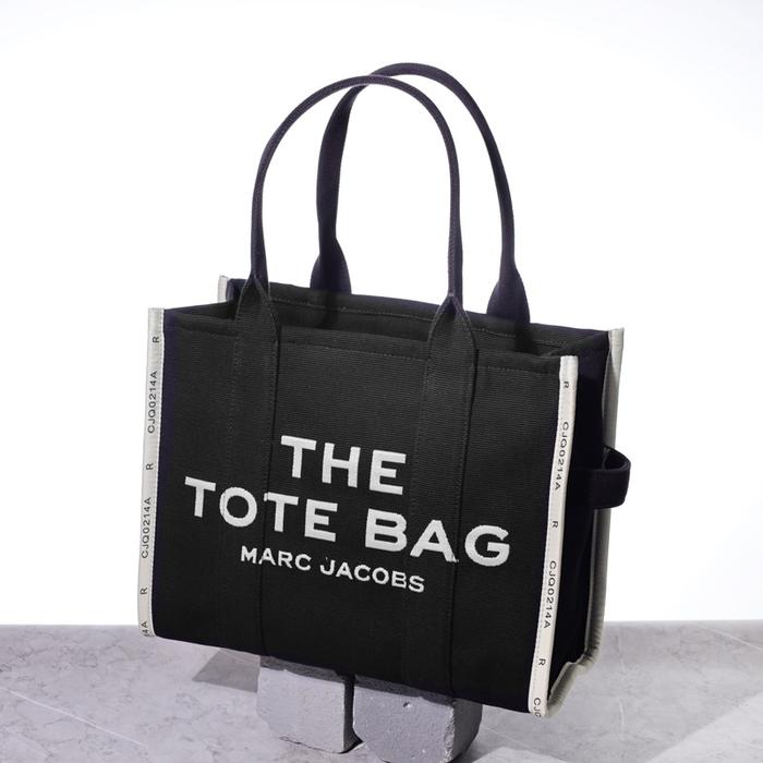 Gambar MARC JACOBS The Jacquard Large Tote Bag in 3 colors - Black dari Carina Luxury undefined Tokopedia