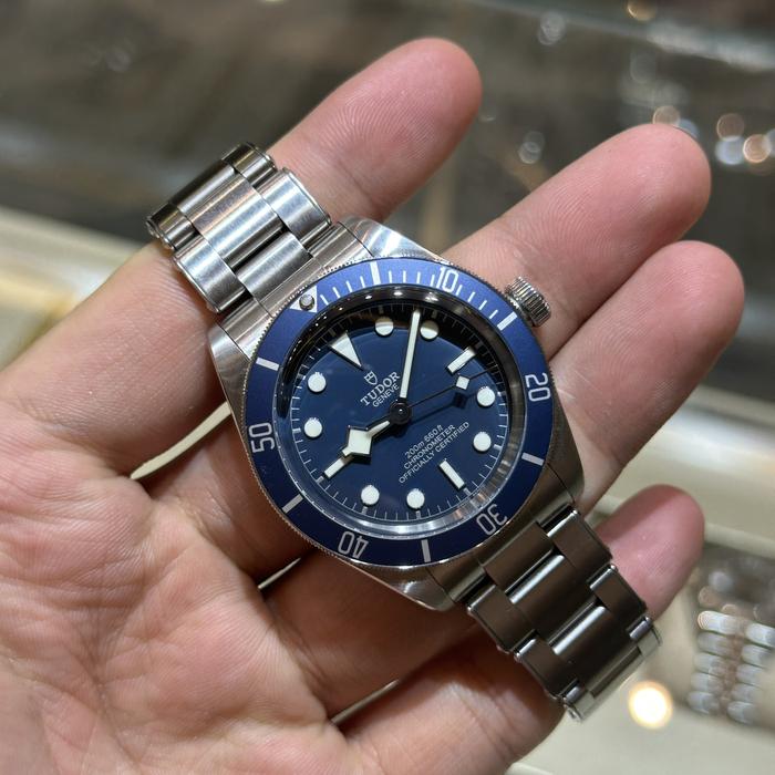 Jual Jam tangan Tudor blackbay 58 blue dial 39 mm year 2021