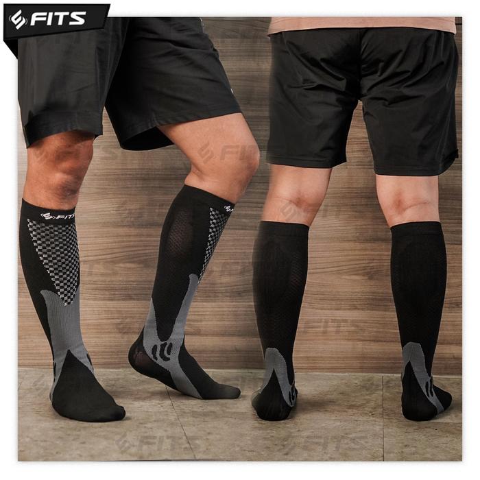 Gambar FITS Short Compression Socks Kaos Kaki Running Olahraga Fitness Badminton Soccer - SHORTCOMP HITAM, S/M dari SFIDN FITS Shop undefined Tokopedia