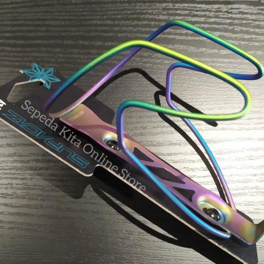 Gambar Bottle Cage Supacaz TiFly Titanium Terlaris - Oil Slick dari Toko expresso undefined Tokopedia
