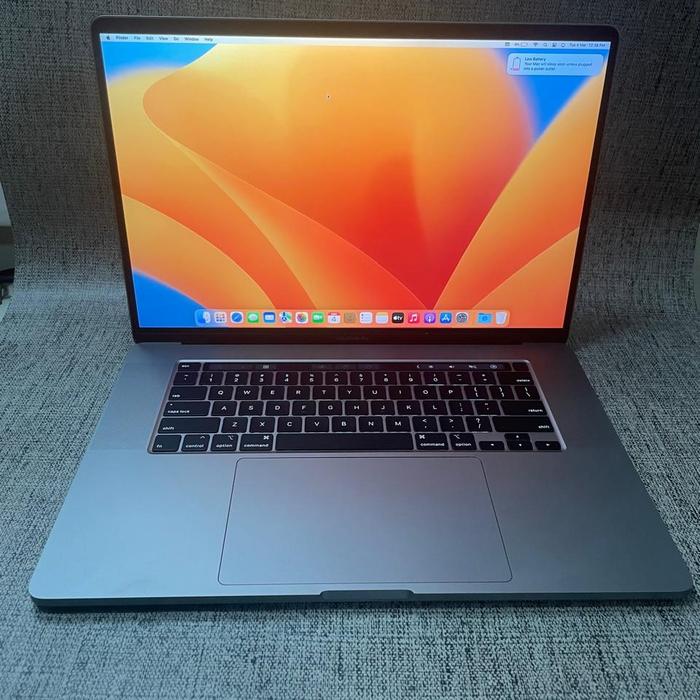 Gambar MacBook Pro 16 2019 i7-16GB-512GB-MVVL2 - MVVJ2 dari ARRA STORE Pusat undefined Tokopedia