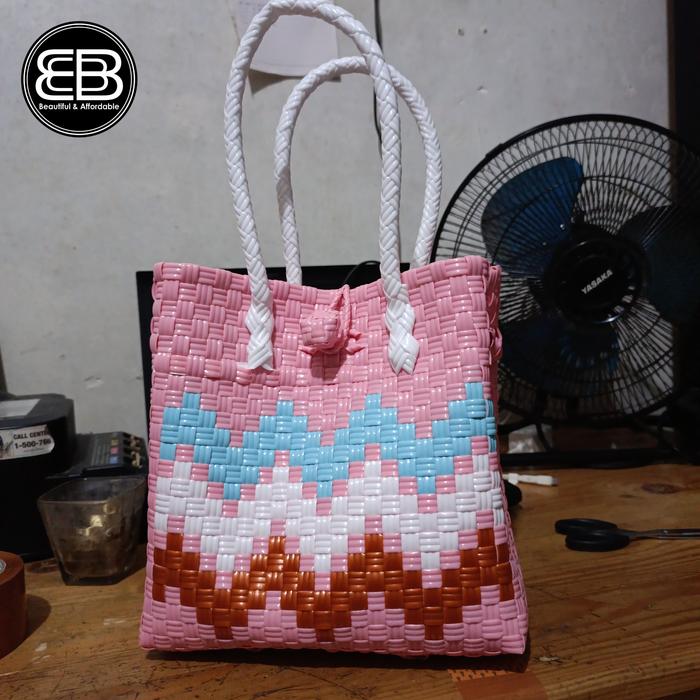 Gambar Jally Rainbow Premium | Tas Anyaman Plastik | Size S - Variant 1 dari Beebeeonlineshop undefined Tokopedia