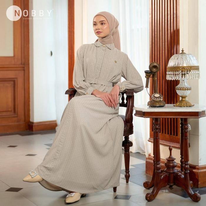 Gambar Nobby Dress Gamis Wanita Terbaru Busui Wudhu Friendly Full Kancing Bahan Wolfis Ultimate Lituhayu Dress - Coklat, XL dari RISA COLLECTION17 undefined Tokopedia