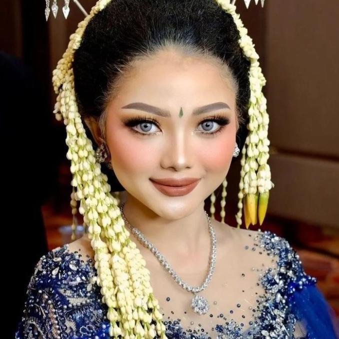 Gambar ronce melati asli kanan kiri wanita dari HANI HAYATI04 undefined Tokopedia
