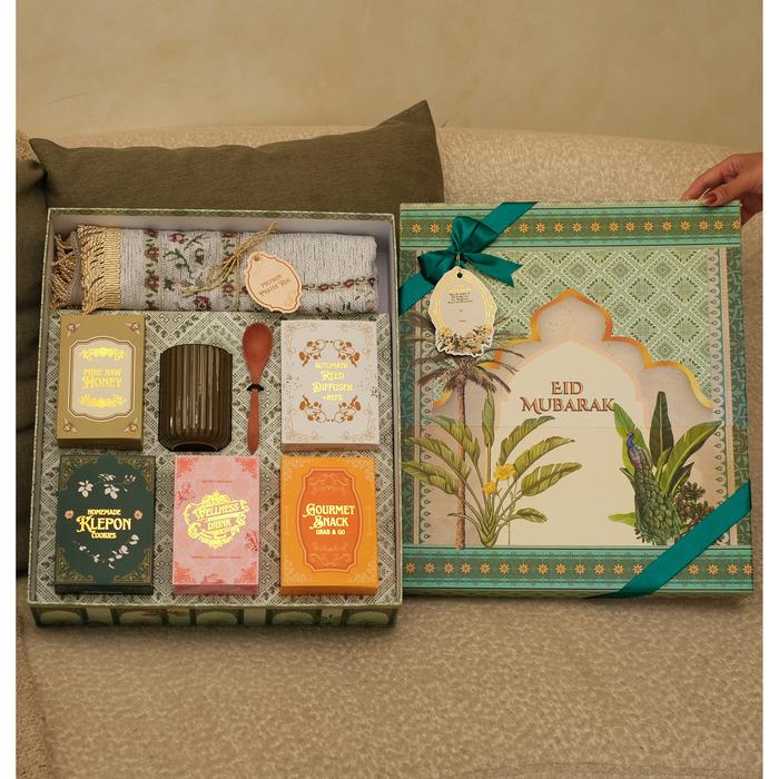 Gambar JANNAH - hampers lebaran / parsel ramadhan / hampers idul fitri / hampers ramadhan / idul fitri gift / bottle soap gift set / reed diffuser gift set - Emerald Set dari thegiftlandofc undefined Tokopedia