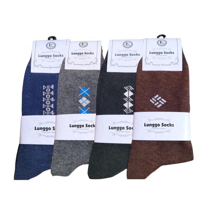 Gambar Kaos Kaki Panjang Motif Pria Cowok Laki Dewasa Kerja Kantor kantoran Ter Murah Premium - Hitam, All Size dari Lunggo sock undefined Tokopedia