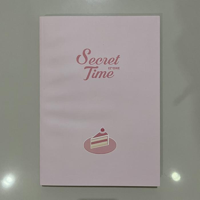 Jual Official Photobook Izone Iz*one Secret Time Kota Sukabumi