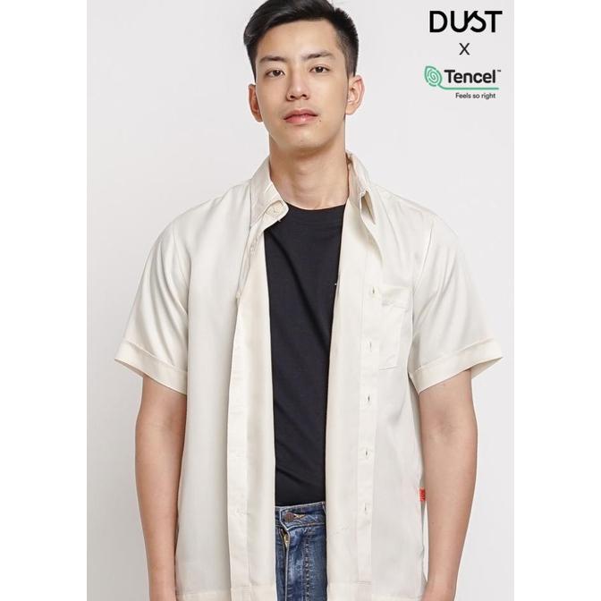 Gambar DUST - Kemeja Nadi Cream TENCEL Carbon Zero Comfease (DM. 1424) - S dari Gaya Pria terkini undefined Tokopedia