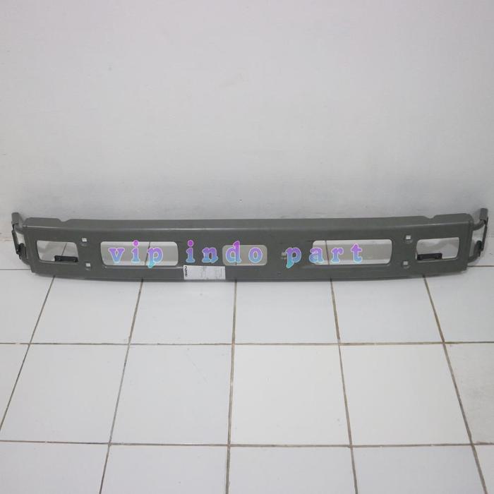 Gambar BUMPER BEMPER DEPAN ISUZU ELF NMR71 ORIGINAL ISUZU !! dari Autotech Point undefined Tokopedia