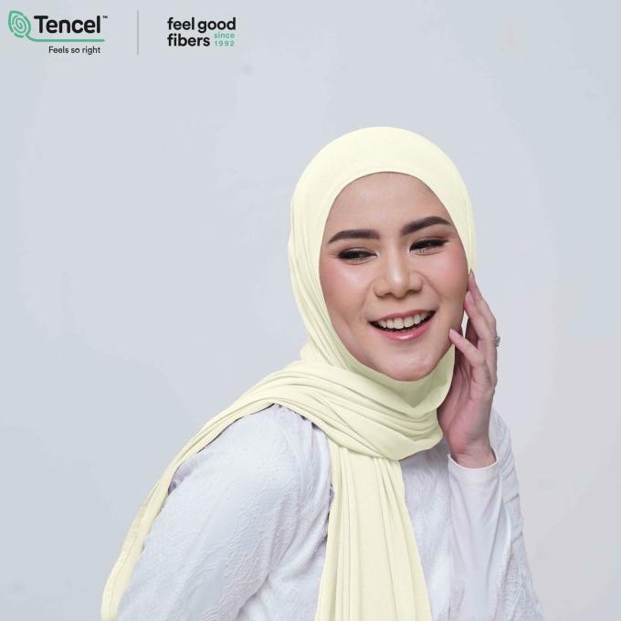 Gambar Nabillasyal | Aisha Series Tencel | Instan Hijab - Broken White dari Fashion hijrah store undefined Tokopedia
