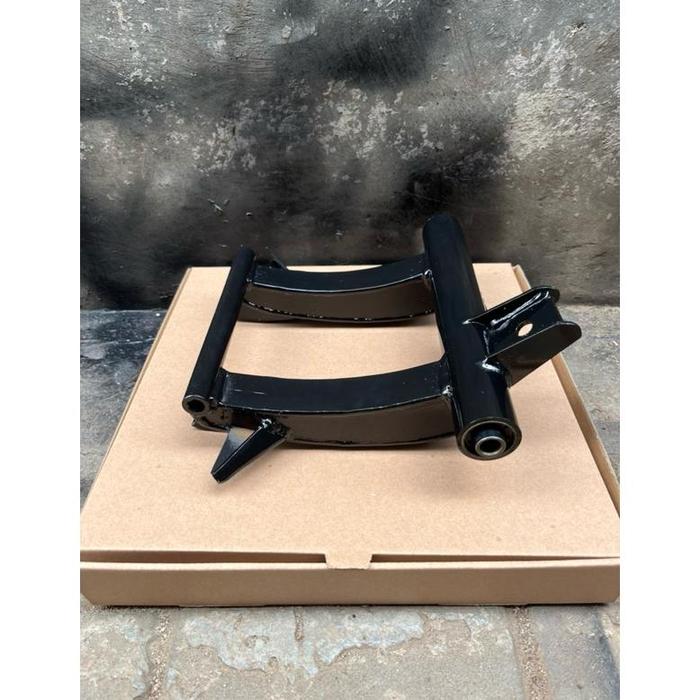 Gambar TERLARIS !!! Engine Mounting Custom Mundur Beat ESP Vario 110 FI Scoopy FI Beat Karbu Vario 110 Karbu - Vario 110 karbu, 7cm dari CV MITRAJAYATEK undefined Tokopedia