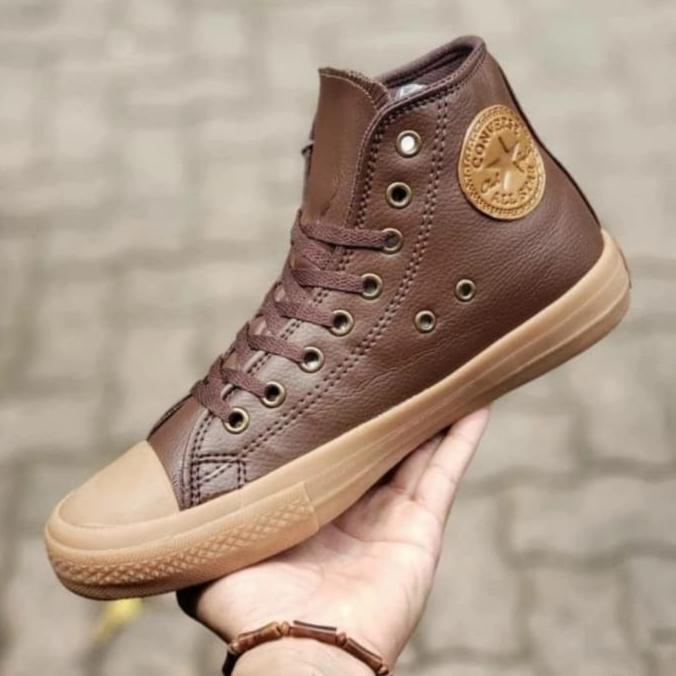 Gambar SEPATU CONVERSE KULIT ORIGINAL LEATHER HIGH Brown / Cokelat - cokelat tua, 36 dari elzio mahen undefined Tokopedia