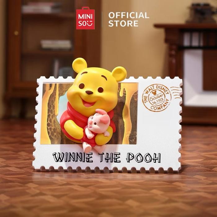 Gambar Miniso x Disney Blind Box Retro Stamp Collection Magnet Kulkas Box Figurin Selected Original - Winnie The Pooh dari d3sshop undefined Tokopedia