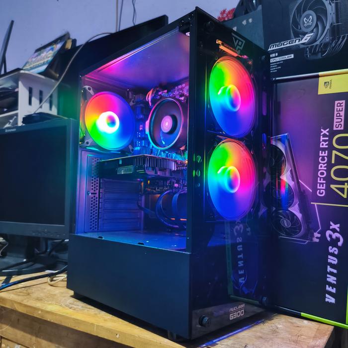 Lenovo デスクトップPC V530 Ryzen5 2400G OSなし Lenovo デスクトップPC V530 Ryzen5 2400G OSなし