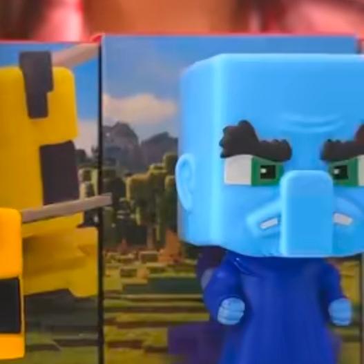 Gambar Happy Meal MCD McDonald Minecraft  - Creeper - Evoker dari Hantwo489 undefined Tokopedia