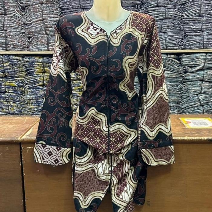 Gambar batik couple - Baru Wanita, M dari pasar baru bandung store undefined Tokopedia