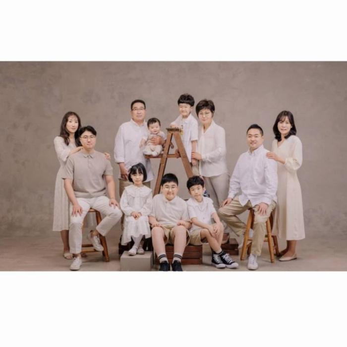 Gambar TERMURAH !!! BACKGROUND BACKDROP LAYAR LATAR STUDIO FOTO BESAR GROUP WISUDA WEDDING ABSTRAK CREAM ABU PUTIH HITAM DUSTY PINK SOFT 3X8METER - semi brown dari Studio INTCHA undefined Tokopedia