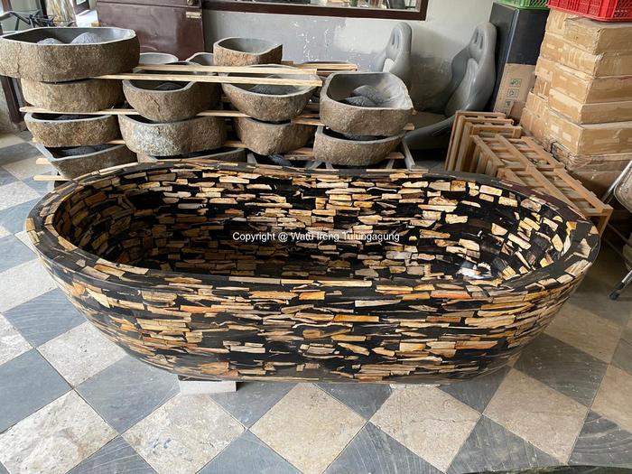 Gambar Bak Mandi Batu Fosil Petrifiedwood Bathub| Bathub Bak Mandi Fosil Petrifiedwood dari Watu Ireng Tulungagung undefined Tokopedia