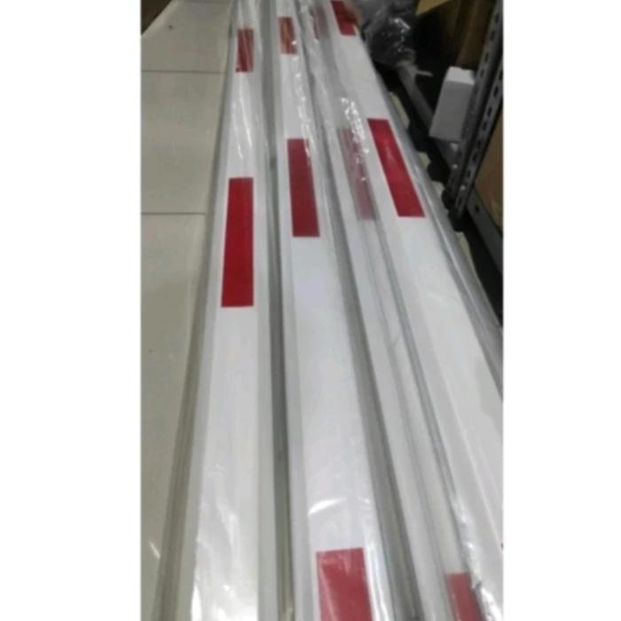 Gambar Palang Parkir 1M / 1.5M / 2M | Palang Pintu Octagonal ( 80mmx45mm ) - Stiker Warning dari toko tekno asli undefined 5 Tokopedia