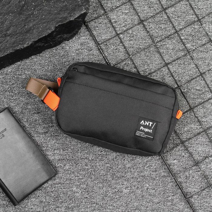 Gambar ANT PROJECT - Pouch Bag LINEAR HITAM - Tas Tangan - Hitam dari ANT Project Kota Bandung Tokopedia