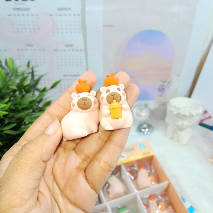 Gambar Penghapus Miniatur 3D Capybara Cute Lucu 1 PCS Model Plastik Ready 3 Variant Warna / Eraser 3 Dimensi Capibara Unik Imut Alat Tulis Perlengkapan Sekolah Anak Kekinian Fancy Best Quality Bisa Grosir dan COD - Orange dari ADVSTUDIO99 undefined Tokopedia
