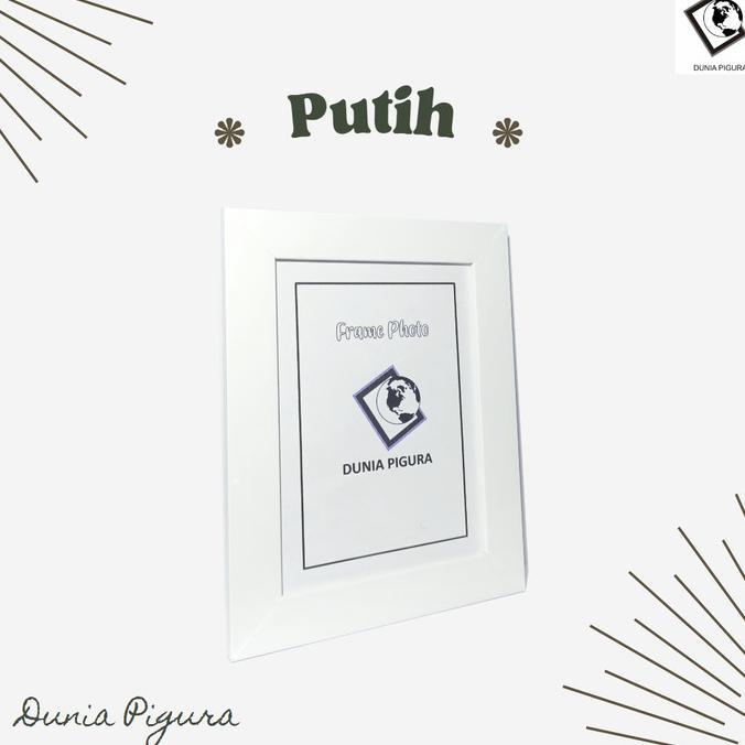 Gambar Bingkai Foto 6R / A5 (15x20cm) PAKAI KACA Minimalis GROSIR | Frame - Putih dari FazaShop12 undefined Tokopedia