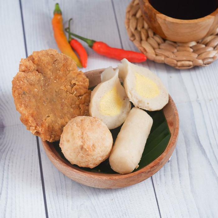 Gambar Paket pempek mix isi 5 pcs dari Pempek Bege undefined Tokopedia