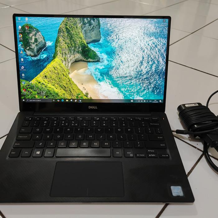 Laptop Dell Xps 13 Core I7 Ram 8gb Ssd 256 Layar 4k Touchscreen