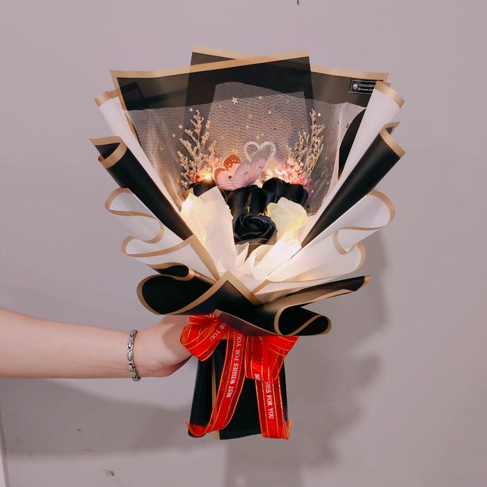 Gambar Buket Bunga Anniversary / Bunga Wisuda / Graduation Gift FB22-01 - Hitam dari Onemarketindo undefined Tokopedia