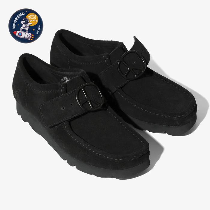 Jual Clarks Wallabee Strap Low x Needles 