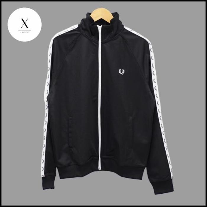 Gambar Jacket Fred Perry Basic Zipper In Black Original Jaket Training Unisex Best Seller - S dari skyy blues undefined Tokopedia