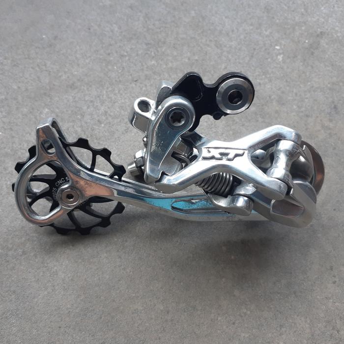 Shimano Deore XT RD-M735 Rear Derailleur SGS Cage 265g