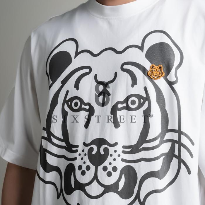 Gambar KENZO Tee Tiger Collection ( 100% Authentic ) - Grey White SS22, S dari SixStreet undefined Tokopedia