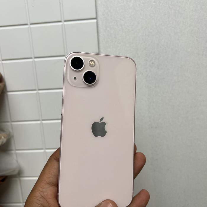 Gambar Iphone 13 128gb second miring dari Gadgetin_storee undefined Tokopedia