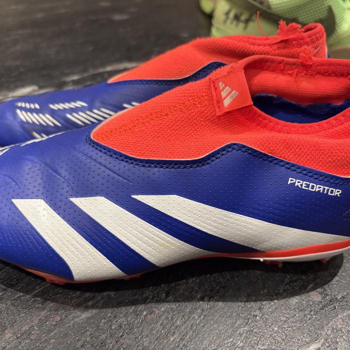 Gambar SEPATU SEPAK BOLA ADIDAS PREDATOR BIRU OREN SIZE 41.5 dari Aaditya. Store undefined Tokopedia