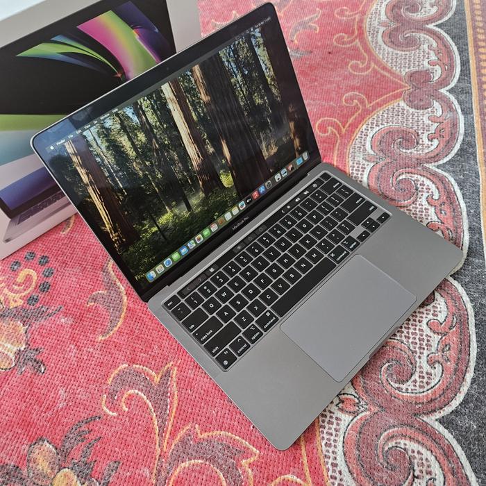 MacBook Air 2020 i7， RAM 16GB， SSD 256GB Air 0 Apple Fair 13.3