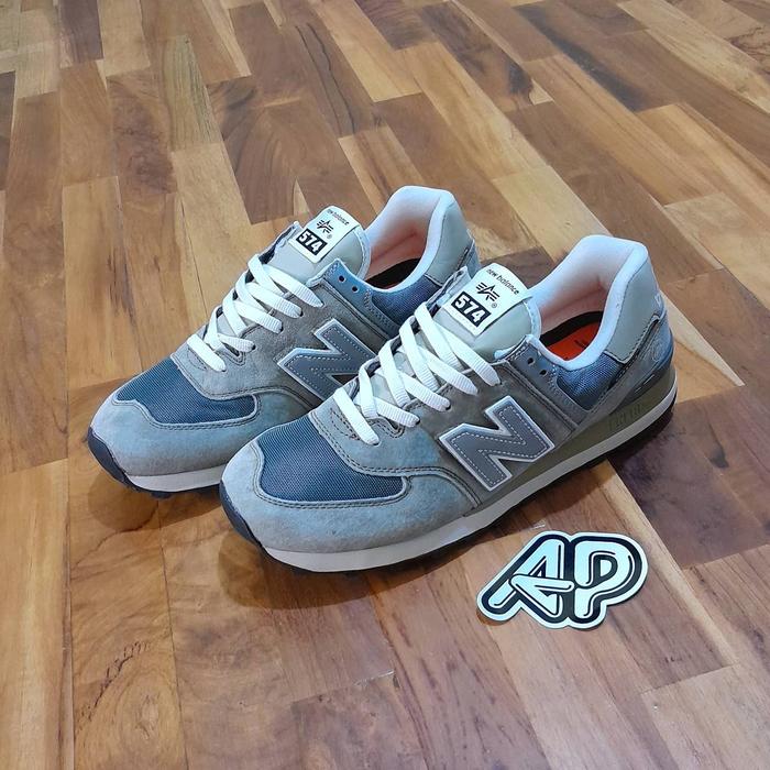 Gambar New Balance 574 Alpha Industries Sedona Seige Grey - Seige Grey, 39 dari abuyproject undefined Tokopedia