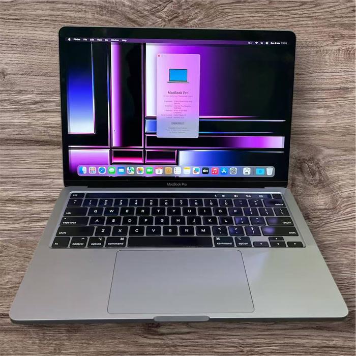 超美品 MacBook Pro 16G SSD512GB US配列 MacBook Pro 16インチ 2019 Dランク シルバー 512GB メモリ：16GB US