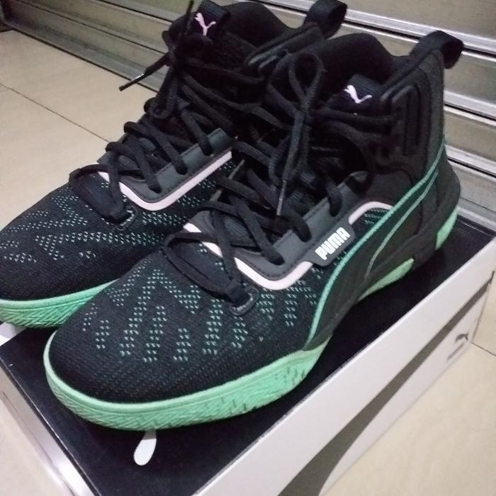 Jual PUMA Legacy Dark Mode size 42 ORIGINAL Lokasi Bandung Kota