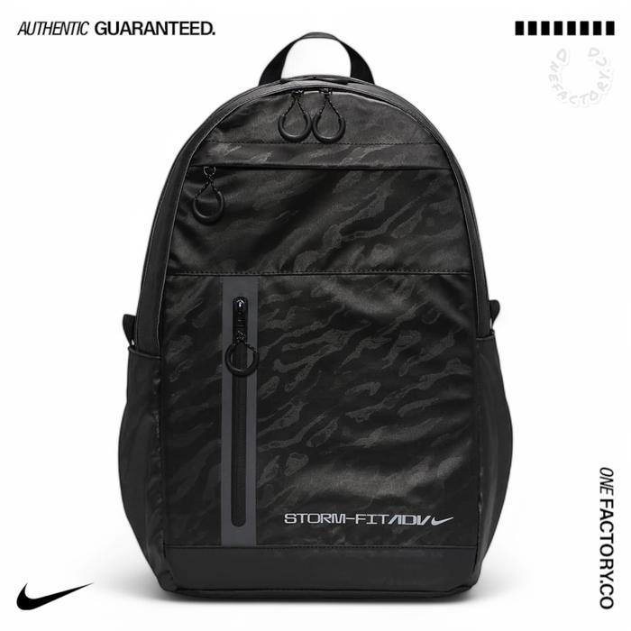 【新品】NIKE Storm-FIT ADV バックパック 21L Buy Nike Pro Storm-FIT ADV Backpack (21L) - Black/Black