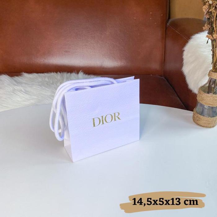 Gambar Paperbag Dior Original Store Bahan Bertekstur untuk Tas Kado Paper Bag Make Up - (XS) DR Ori dari TOKO KYIFFA undefined Tokopedia
