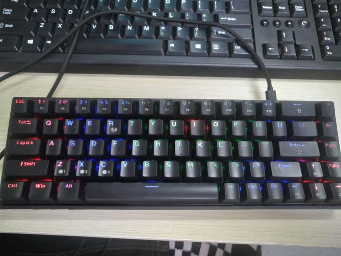 Gambar Digital Alliance Meca Air 68% Wireless Rgb Mechanical Gaming Keyboard dari SecNewSell undefined Tokopedia