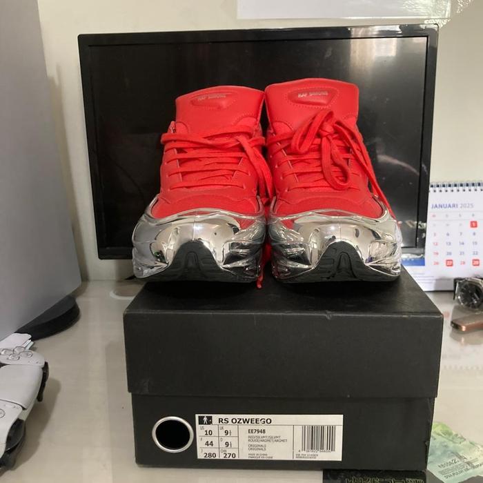 Sepatu Raf Simons Ozweego White Silver Adidas Raf Simons
