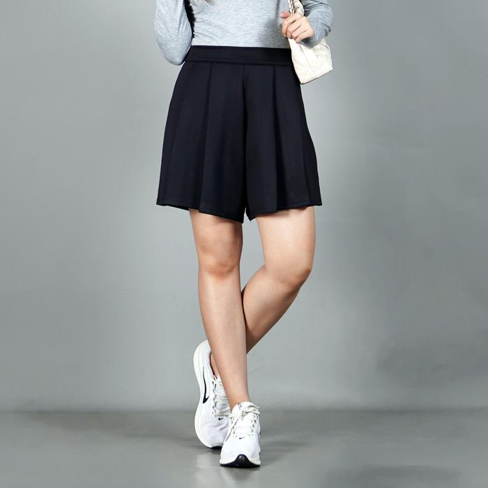 Gambar Okechuku RENATA Celana Pendek Wanita Celana Rok Pendek Pleated Short Pants - HITAM - Hitam dari Okechuku undefined Tokopedia