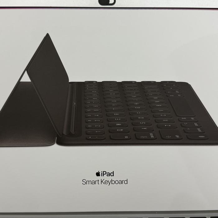 APPLE 10.5 INCH IPAD PRO SMART KEYBOARD… Genuine Apple iPad Pro