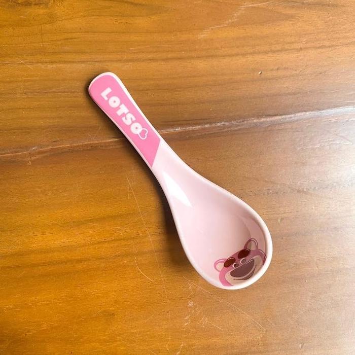 Gambar Mug Gelas Cangkir Serba Lotso Keramik Set Dengan Piring Tatakan Sendok Karakter Disney Donald Mickey Minnie Unik Lucu Gift Hadiah By Dreamy Joyfun - Lotso Kepala dari Dreamy Joyfun undefined 5 Tokopedia