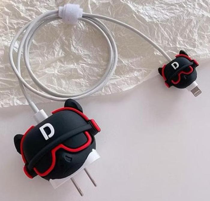 Gambar R Set Pelindung Charger & Kabel Spiral iPhone 18W/20W – Cover Batok + Spiral Protector Lucu | Karakter 3D (Stella Lou, Hamburger, Luigi, Cinnamoroll, KAWS, Mario, Luigi, Pokémon, Hello Kitty) - dino love hijau dari Vormircase undefined 3 Tokopedia