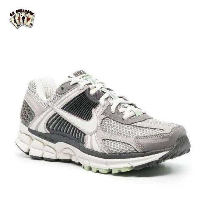 PROMO|SALE Sepatu NIke Zoom Vomero Cobblestone Light Bone 100% New BNIB  39 di Style Kni Tokopedia